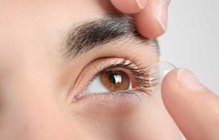 Contact lenses: advantages and disadvantages of invisible visual aids